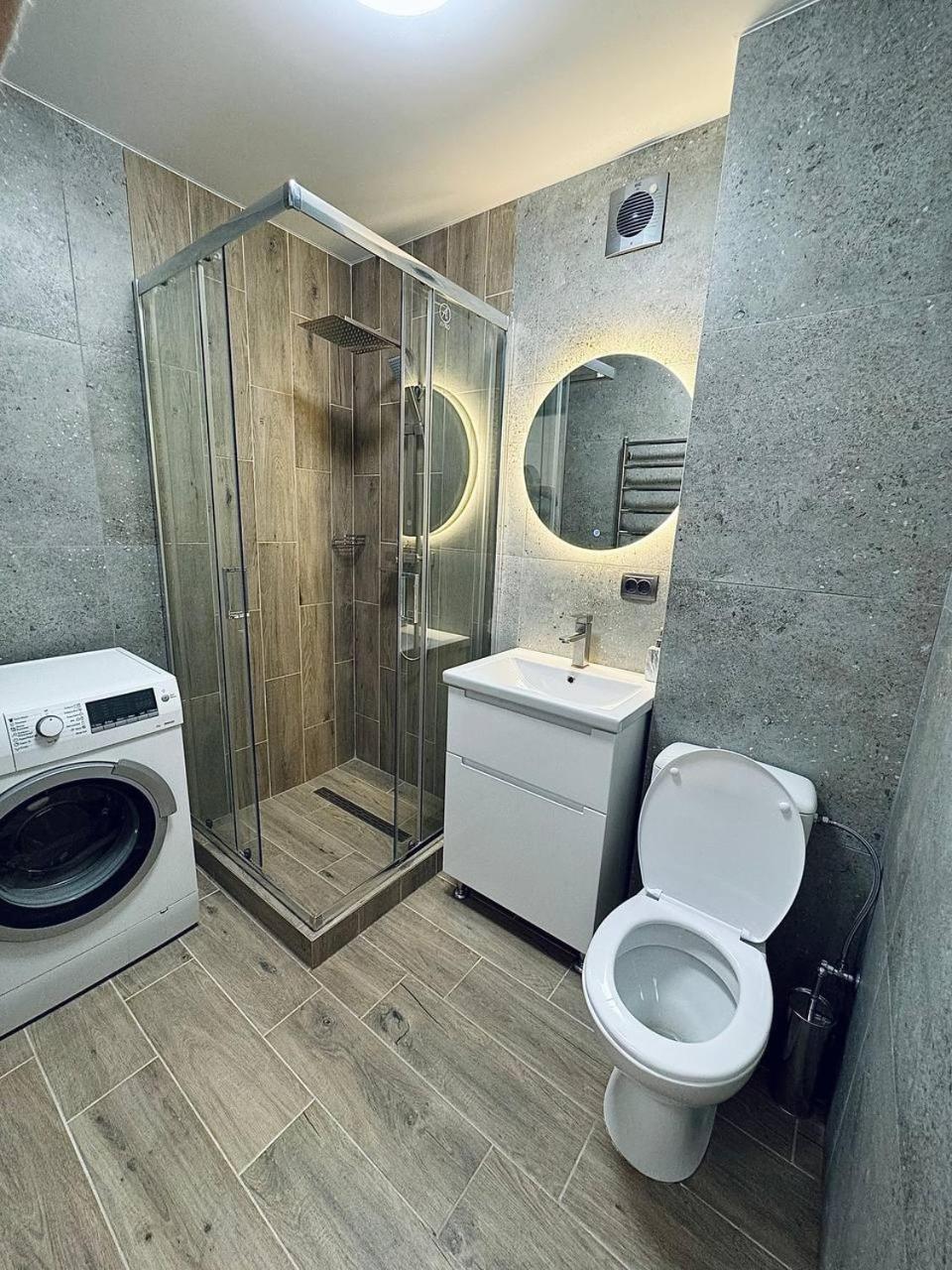 Двокімнатна Квартира На Корятовича, 2Б Berehove  Bagian luar foto